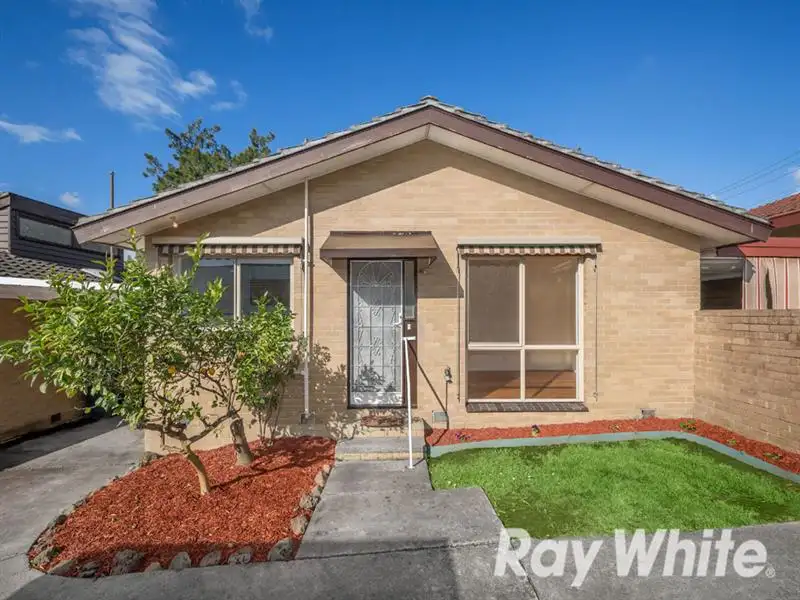 Main view of Homely unit listing, 2/2 Orange Grove, Bayswater VIC 3153