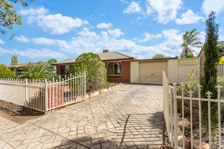 9 Oak Avenue, Burton SA 5110