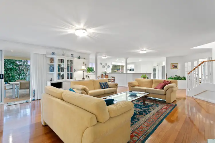 Fifth view of Homely house listing, 16 Volunteer Place, Ocean Reef WA 6027