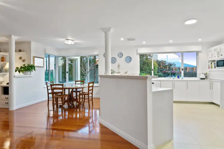 Sixth view of Homely house listing, 16 Volunteer Place, Ocean Reef WA 6027