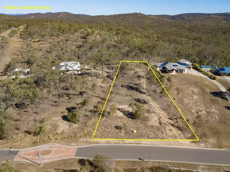 5 Tree Tops Close, O'connell QLD 4680