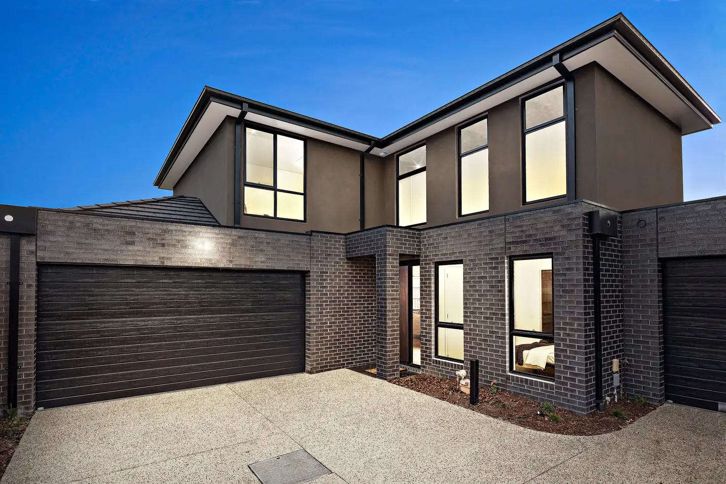 Main view of Homely townhouse listing, 2/23 Dalston Road, Hughesdale VIC 3166