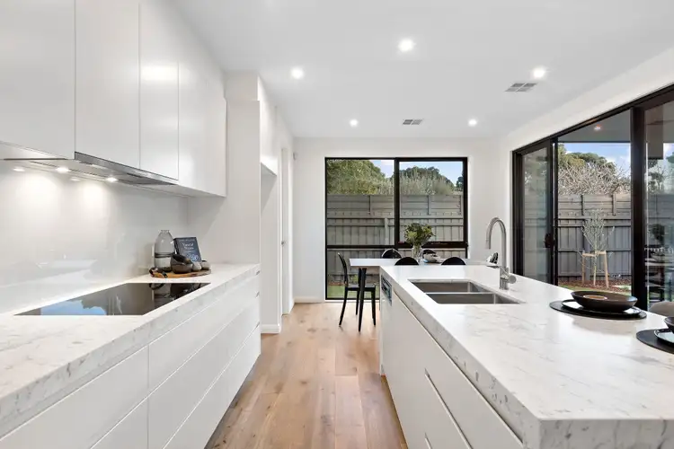 Fourth view of Homely townhouse listing, 2/23 Dalston Road, Hughesdale VIC 3166