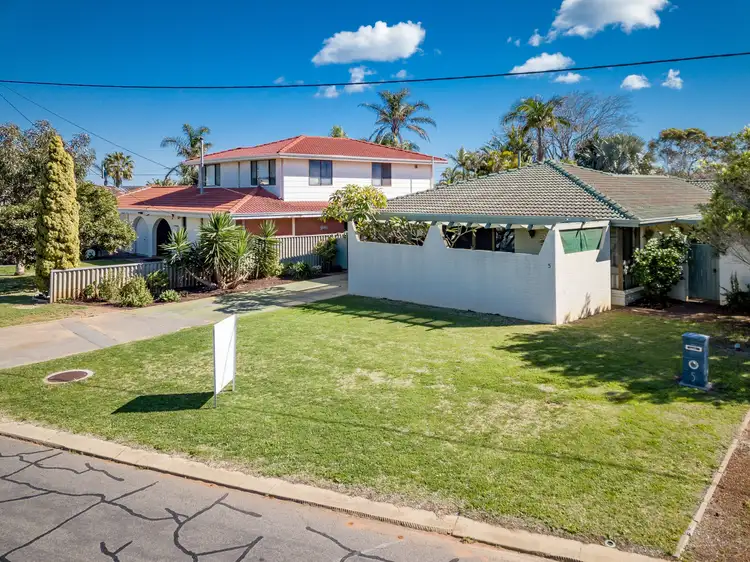 Second view of Homely house listing, 5 Park Avenue, Sunset Beach WA 6530