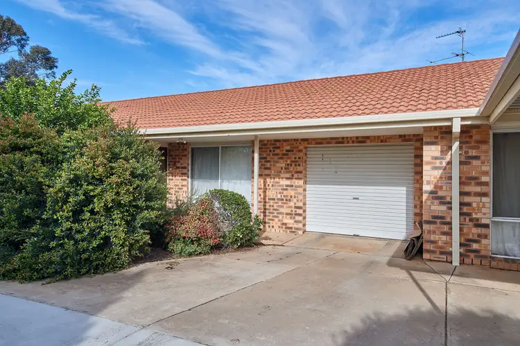 2/21 Incarnie Crescent, Wagga Wagga NSW 2650