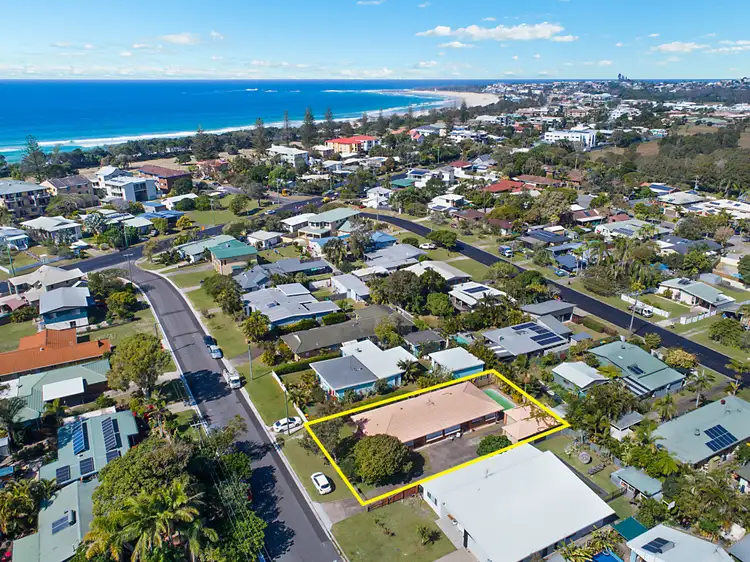 1 & 2/13 Surf Street, Kingscliff NSW 2487