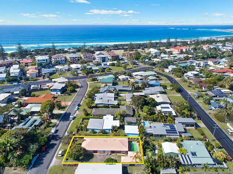 Fifth view of Homely semi-detached listing, 1 & 2/13 Surf Street, Kingscliff NSW 2487