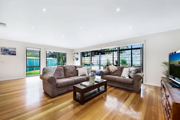 Third view of Homely house listing, 5 Taylor Court, Mount Waverley VIC 3149