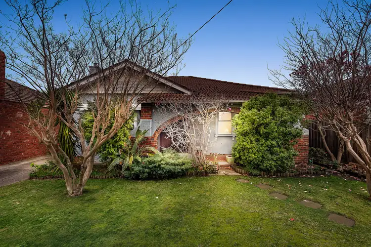 24 Euston Road, Hughesdale VIC 3166