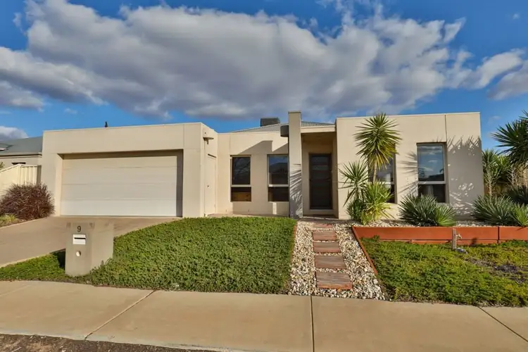 9 Sotiri Court, Mildura VIC 3500