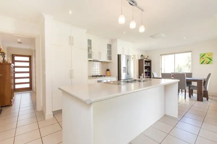 Second view of Homely house listing, 9 Sotiri Court, Mildura VIC 3500