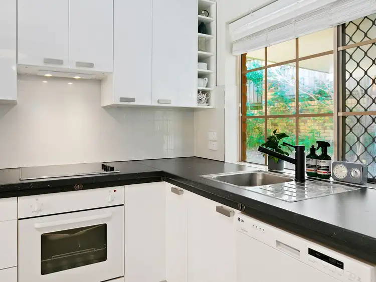 Fourth view of Homely townhouse listing, 1/1162 Cavendish Road, Mount Gravatt East QLD 4122