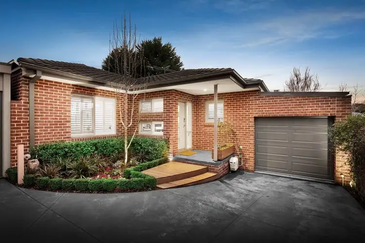 2/16 Princes Street, Watsonia VIC 3087