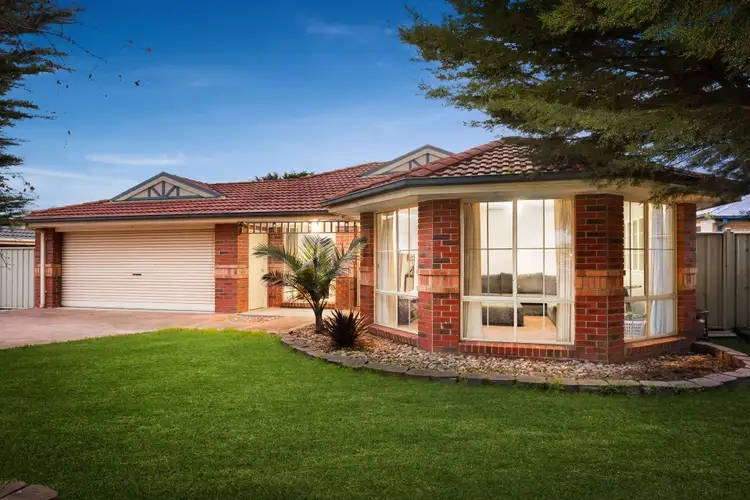 44 Ashwood Grove, Pakenham VIC 3810