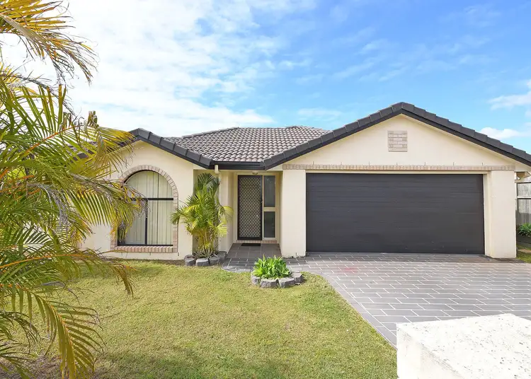 18 Bayridge Heights Drive, Nikenbah QLD 4655