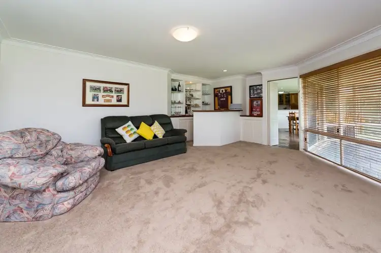 Second view of Homely house listing, 2 Maydean Place, Hodgson Vale QLD 4352