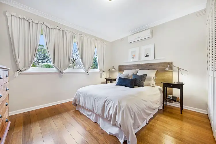 Fourth view of Homely house listing, 2/4 Rowan Court, Mount Waverley VIC 3149