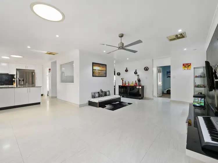Fifth view of Homely house listing, 35 Adenmore Way, Kingsley WA 6026