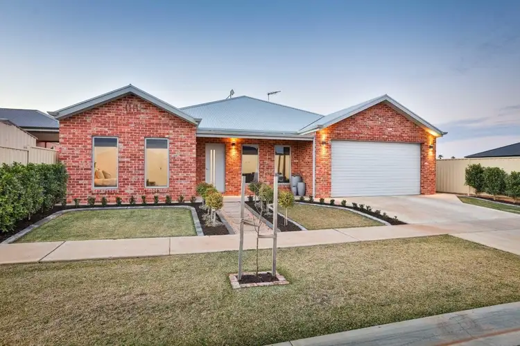 2 Kensington Court, Irymple VIC 3498