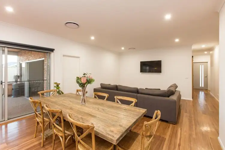 Sixth view of Homely house listing, 2 Kensington Court, Irymple VIC 3498