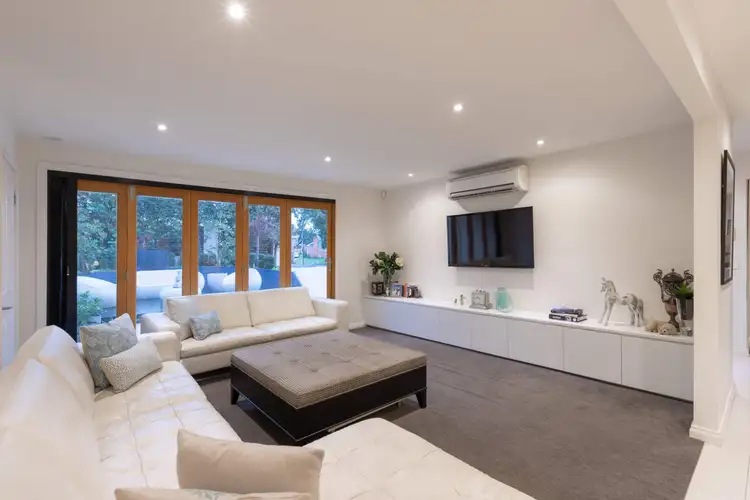 Third view of Homely house listing, 2 Byrd Court, Mount Waverley VIC 3149