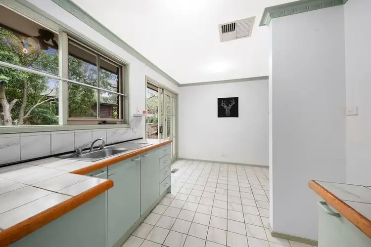 Fourth view of Homely unit listing, 2/37 Greenhill Road, Bayswater North VIC 3153