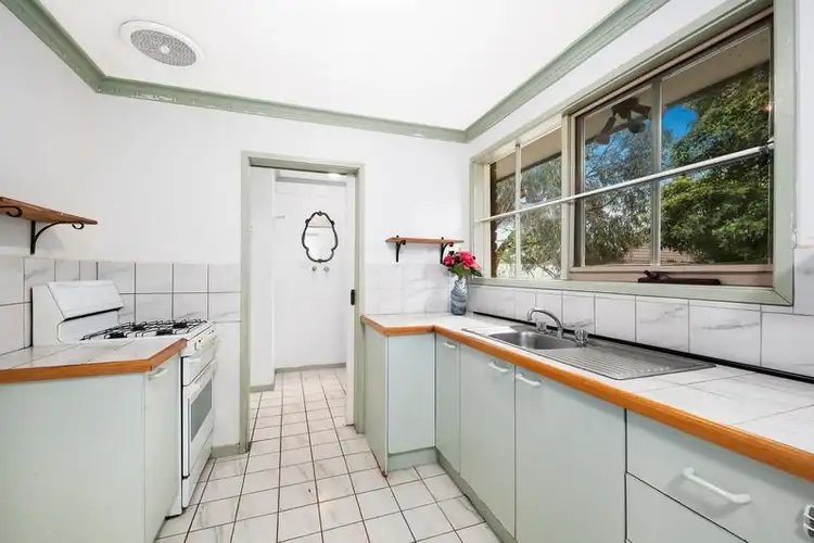 Fifth view of Homely unit listing, 2/37 Greenhill Road, Bayswater North VIC 3153