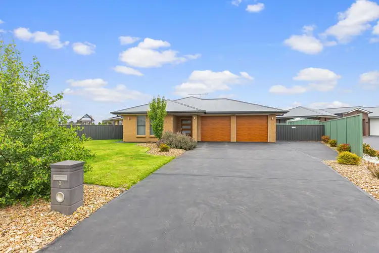 Second view of Homely house listing, 3 Hume Court, Mount Gambier SA 5290
