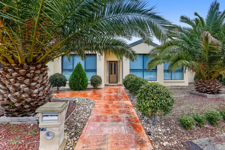 73 Roseleigh Boulevard, Sydenham VIC 3037