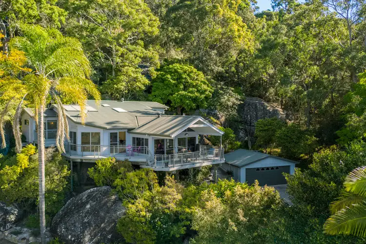 45 Nioka Avenue, Point Clare NSW 2250