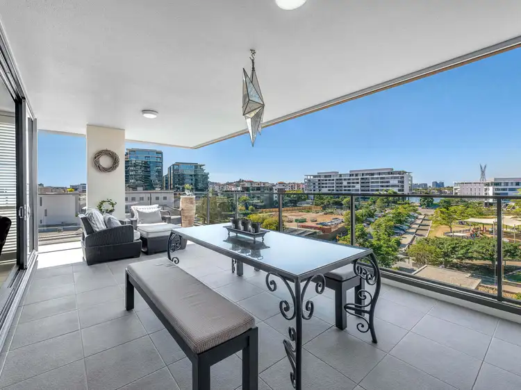 14/27 Cunningham Street, Newstead QLD 4006