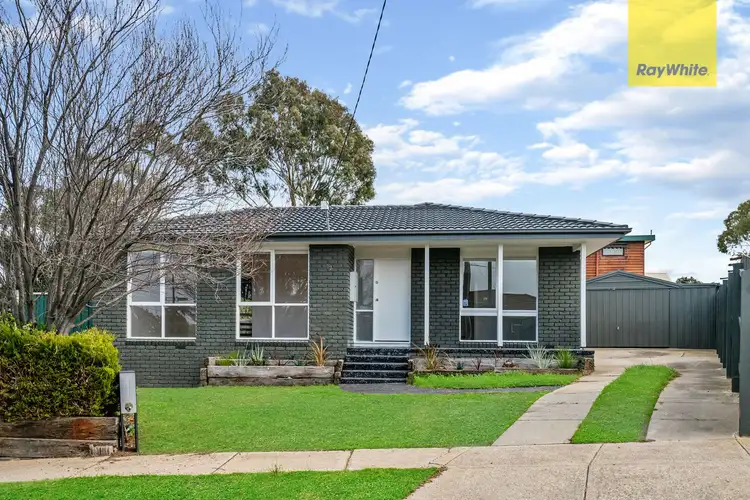 22 Exell Avenue, Melton South VIC 3338