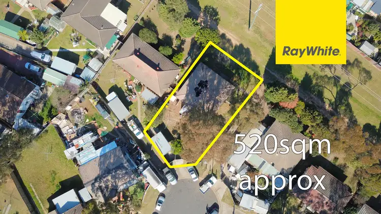 Fifth view of Homely house listing, 13 Marlock Place, Macquarie Fields NSW 2564