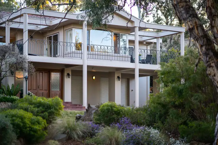 12 Booth Crescent, Cook ACT 2614
