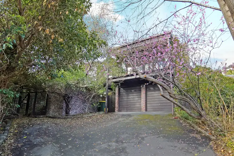 450 Churchill Avenue