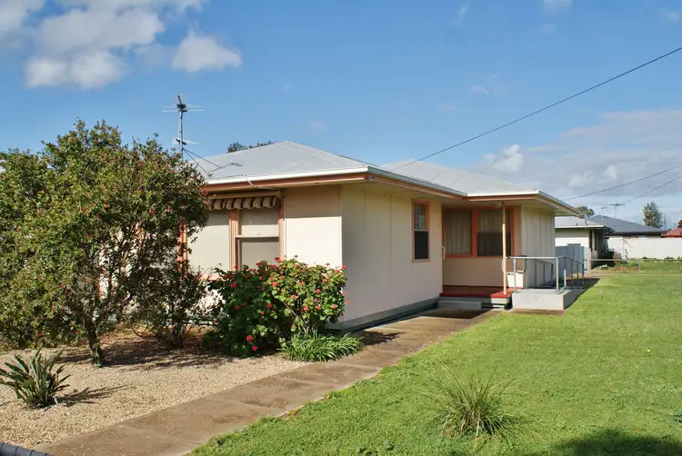 Second view of Homely house listing, 8 Peart Crescent, Murray Bridge SA 5253
