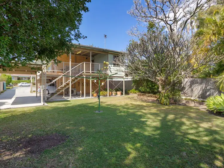 15 Larwon Terrace, Southport QLD 4215