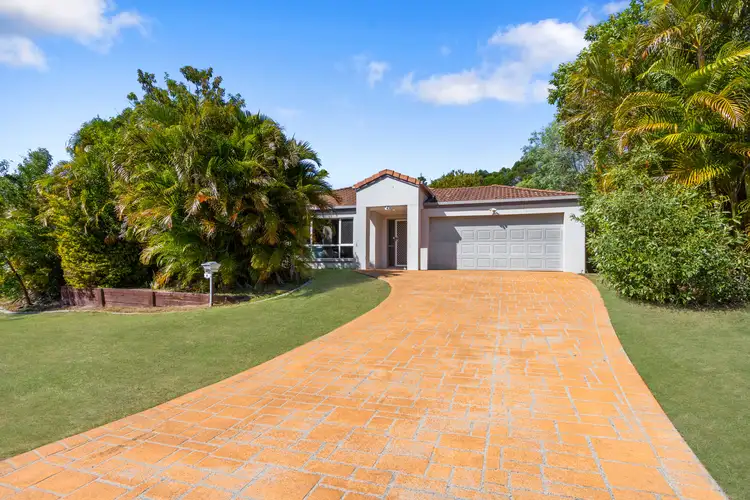 4 Chelmsford Place, Parkwood QLD 4214