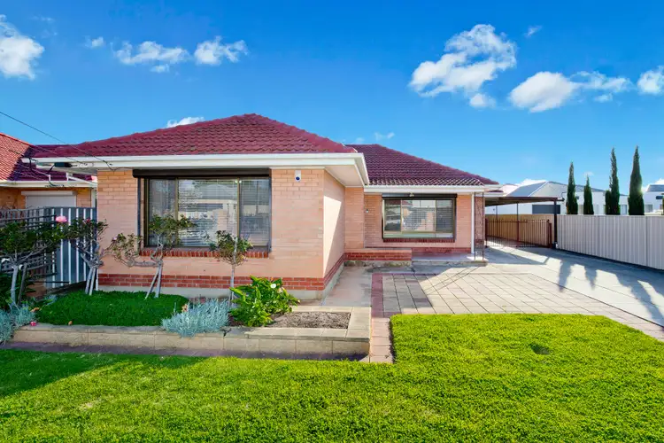 18 Malcolm Street, Flinders Park SA 5025