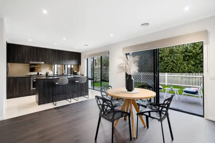 Fourth view of Homely townhouse listing, 32 Edinburgh Circuit, Bundoora VIC 3083