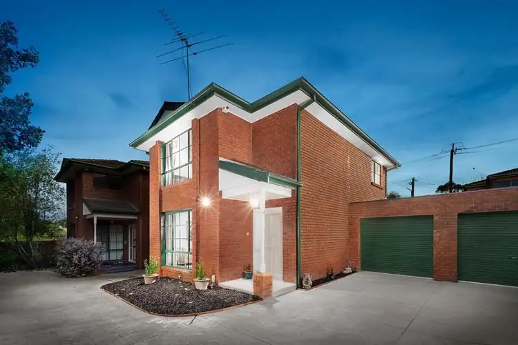 Main view of Homely house listing, 2/624 Waverley Road, Glen Waverley VIC 3150
