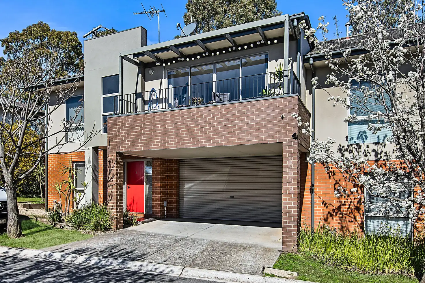 Main view of Homely townhouse listing, 6/3 Keylana Boulevard, Mount Waverley VIC 3149