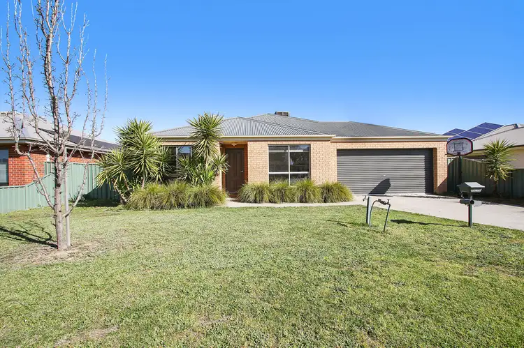 148 Kennedy Street, Howlong NSW 2643