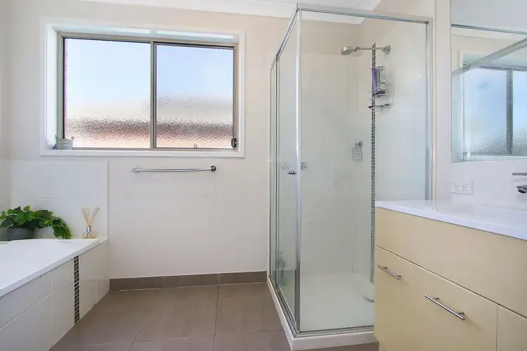 Fifth view of Homely house listing, 148 Kennedy Street, Howlong NSW 2643