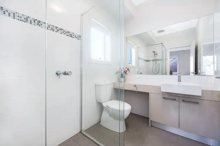 Sixth view of Homely townhouse listing, 2/14 Savige Avenue, Mount Waverley VIC 3149