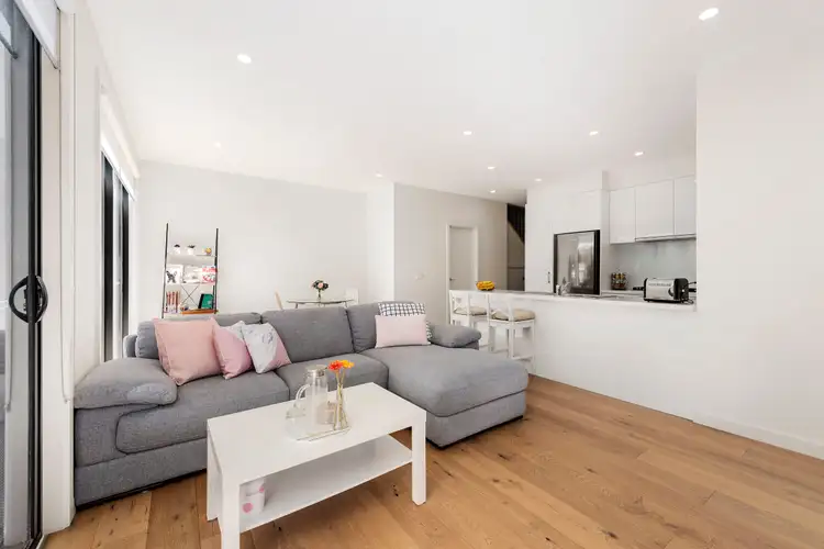 Fourth view of Homely townhouse listing, 3/2 Oliver Street, Ringwood VIC 3134