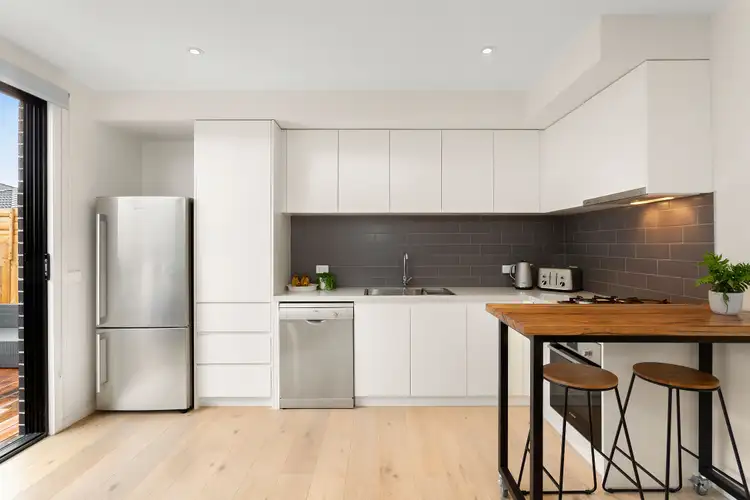 Sixth view of Homely apartment listing, 2/4 Krone Street, Mordialloc VIC 3195