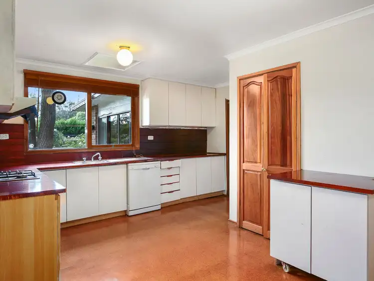 Fifth view of Homely house listing, 4 Watkins Crescent, Mount Evelyn VIC 3796