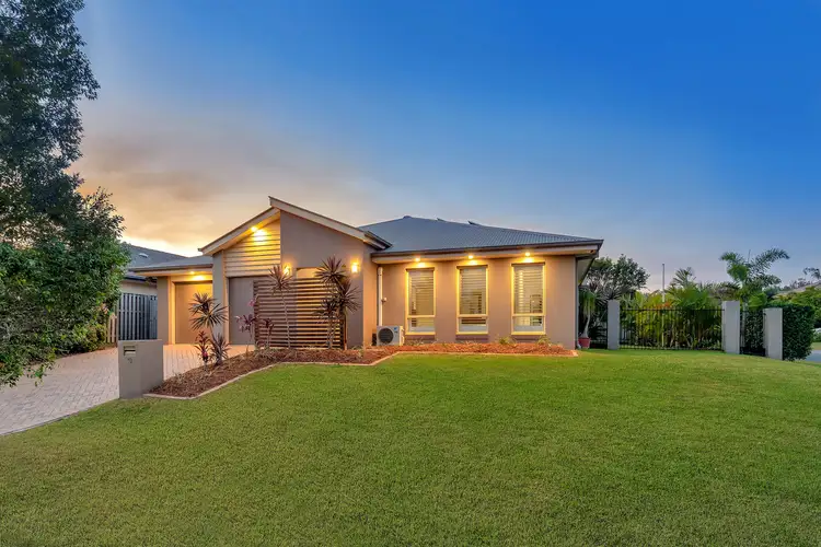 9 Bishopwood Court