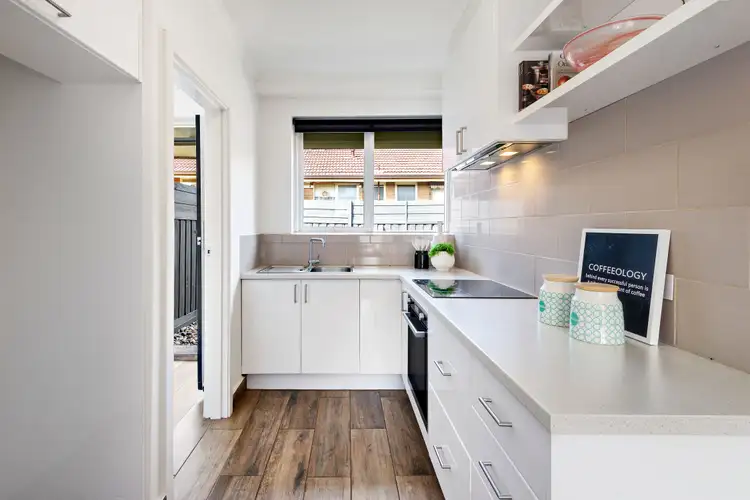 Second view of Homely unit listing, 2/10 Argyle Street, Bentleigh East VIC 3165